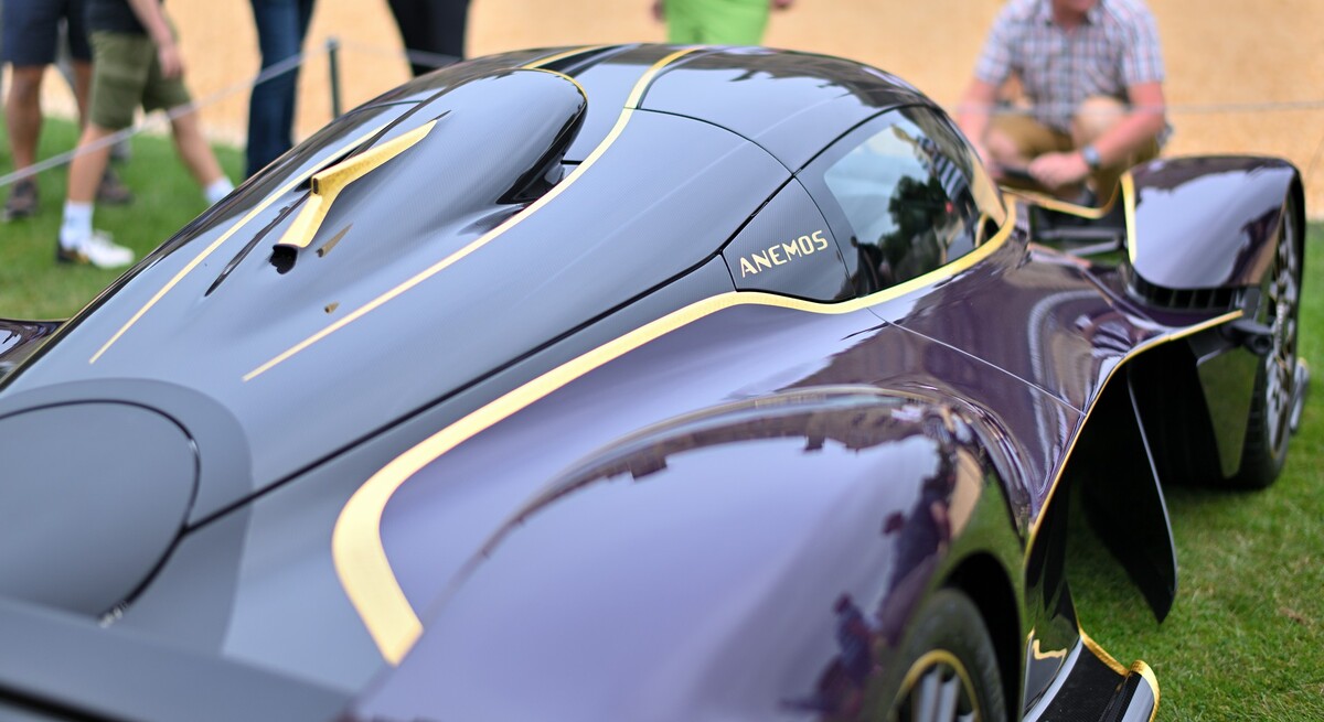 Aston Martin Valkyrie Anemos